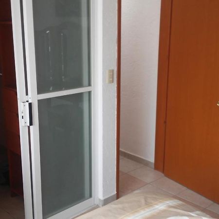 קוארנבאקאבה Casa Privada Para Descanso, Se Renta Para 8 Personas Completa Y Tambien Por Habitacion Con Bano Privado Para 2 O 4 Personas Compartiendo Areas Comunes מראה חיצוני תמונה