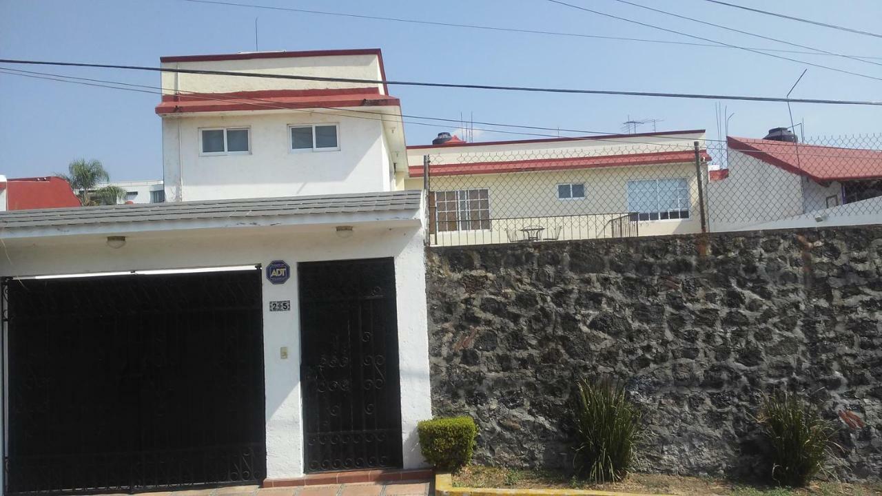 קוארנבאקאבה Casa Privada Para Descanso, Se Renta Para 8 Personas Completa Y Tambien Por Habitacion Con Bano Privado Para 2 O 4 Personas Compartiendo Areas Comunes מראה חיצוני תמונה